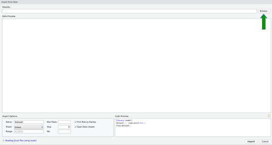 Tela do RStudio para importar um arquivo de dados do Excel. A seta verde indica o botão para navegar no sistema de arquivo e localizar o arquivo a ser importado.