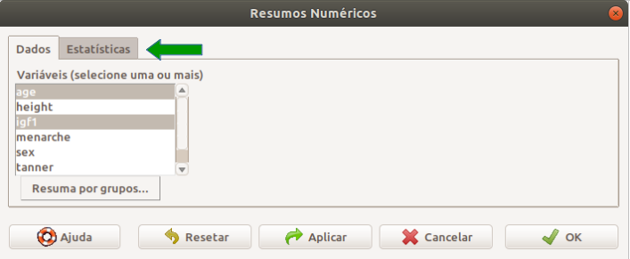Seleção das variáveis para as quais resumos numéricos serão mostrados. A seta verde indica a aba onde podem ser selecionadas as medidas que serão apresentadas.