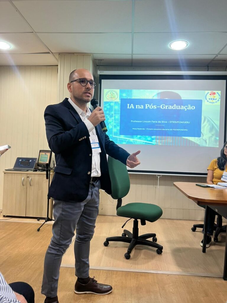 Prof. Lincoln participa da 1 Encontro de Discentes da Pós-Graduação em Ciências Médicas da UERJ